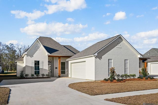 38166 Sweet Briar Dr, Prairieville, LA 70769