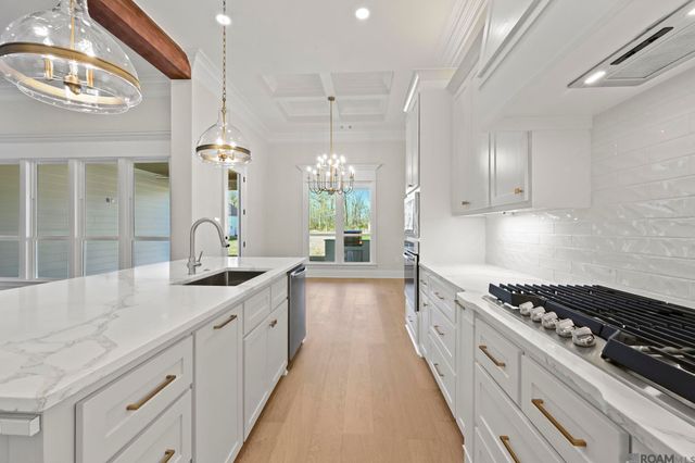 38166 Sweet Briar Dr, Prairieville, LA 70769