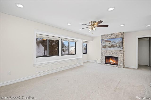 5324 Fairway Court, West Bloomfield, MI 48323