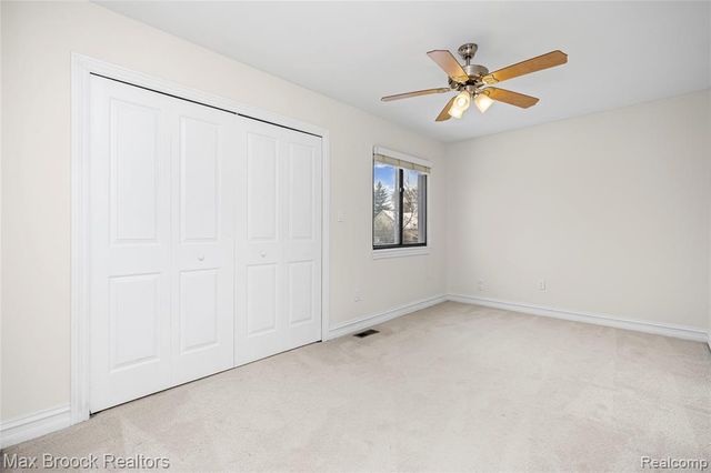 5324 Fairway Court, West Bloomfield, MI 48323