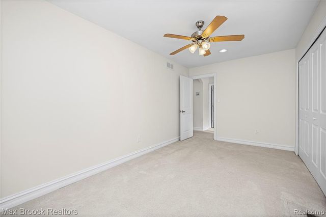 5324 Fairway Court, West Bloomfield, MI 48323