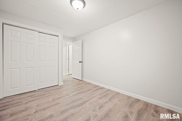 6822 N KIMBERLY Drive, Peoria, IL 61614