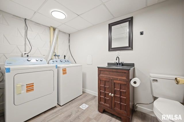 6822 N KIMBERLY Drive, Peoria, IL 61614