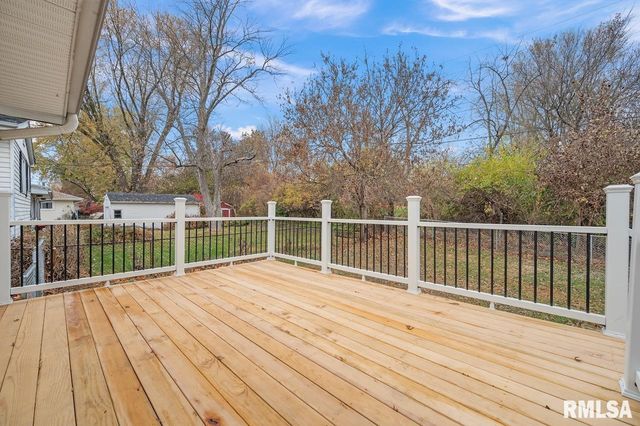 6822 N KIMBERLY Drive, Peoria, IL 61614