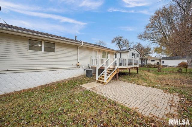 6822 N KIMBERLY Drive, Peoria, IL 61614