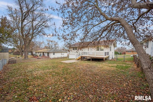 6822 N KIMBERLY Drive, Peoria, IL 61614