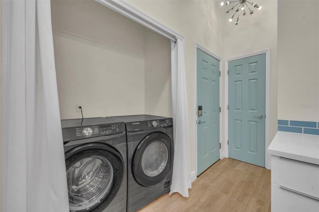 1172 S BEACH CIRCLE, Kissimmee, FL 34746