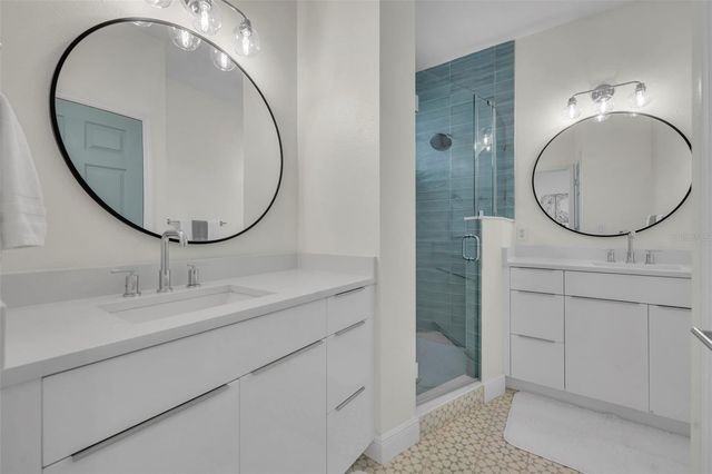 1172 S BEACH CIRCLE, Kissimmee, FL 34746