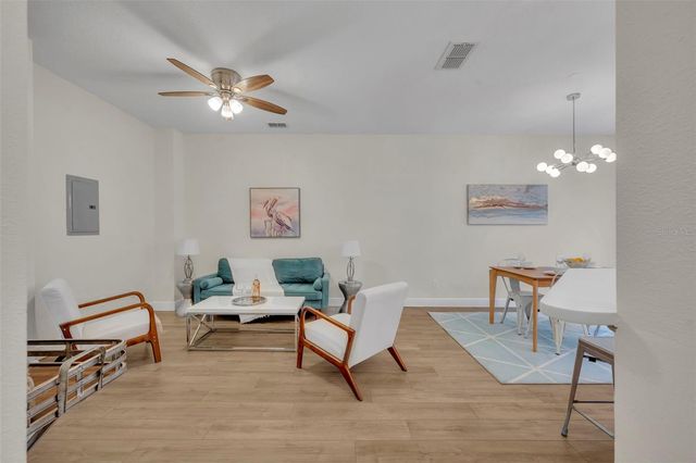 1172 S BEACH CIRCLE, Kissimmee, FL 34746