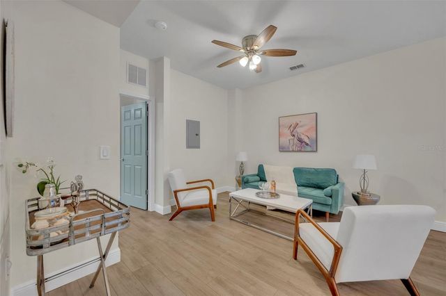 1172 S BEACH CIRCLE, Kissimmee, FL 34746