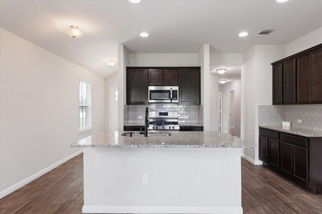304 Sandhill Piper ST, Leander, TX 78641