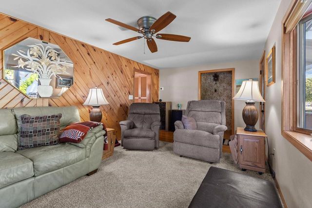 1926 OHIO STREET, Oshkosh, WI 54902