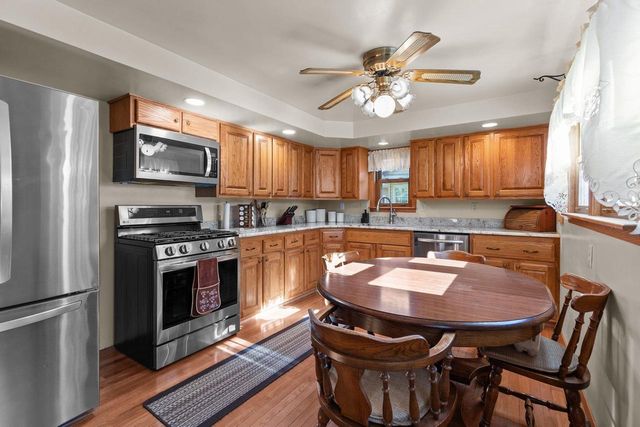 1926 OHIO STREET, Oshkosh, WI 54902