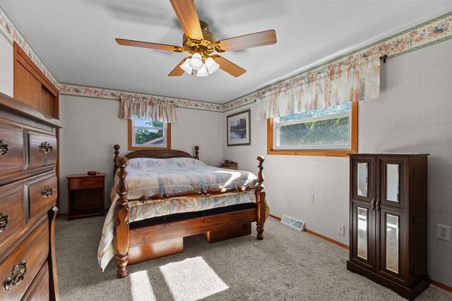 1926 OHIO STREET, Oshkosh, WI 54902