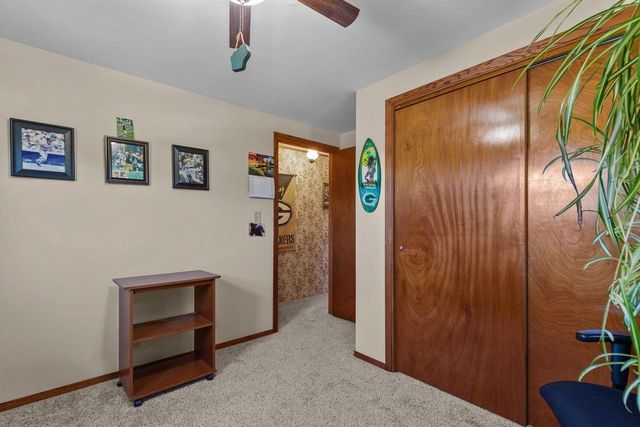 1926 OHIO STREET, Oshkosh, WI 54902