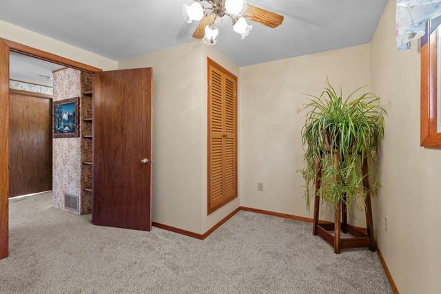 1926 OHIO STREET, Oshkosh, WI 54902