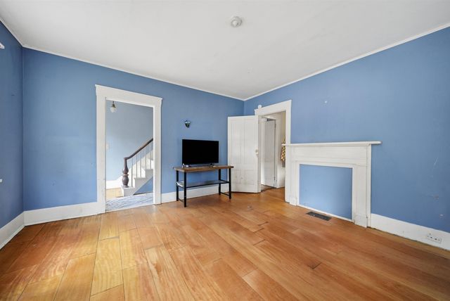 34 West Street, Concord, NH 03301