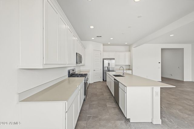 9654 W MITCHELL Drive, Phoenix, AZ 85037