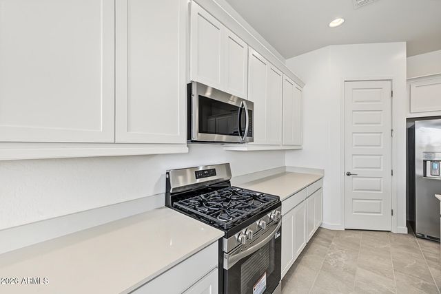 9654 W MITCHELL Drive, Phoenix, AZ 85037