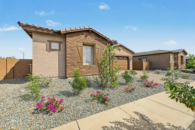 9654 W MITCHELL Drive, Phoenix, AZ 85037