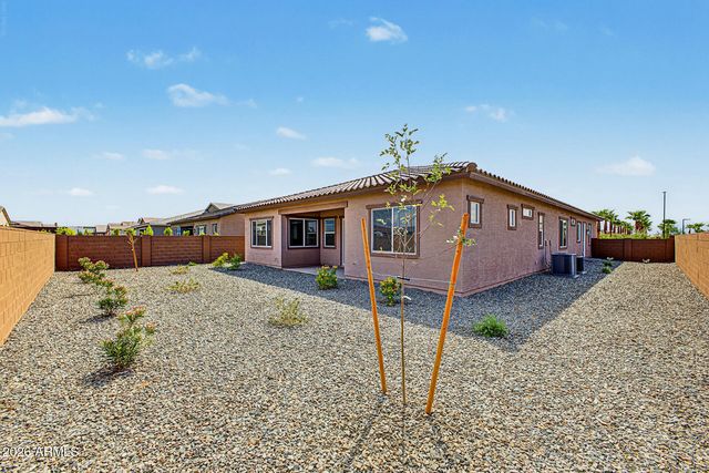 9654 W MITCHELL Drive, Phoenix, AZ 85037