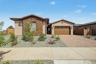 9654 W MITCHELL Drive, Phoenix, AZ 85037