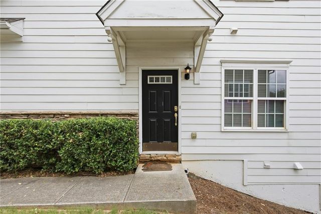 1923 Hoods Fort Circle NW 29, Kennesaw, GA 30144