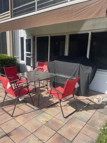 34 Hastings C 34, West Palm Beach, FL 33417