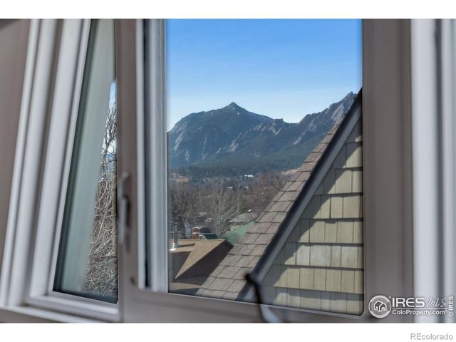 1843 Walnut Street B, Boulder, CO 80302