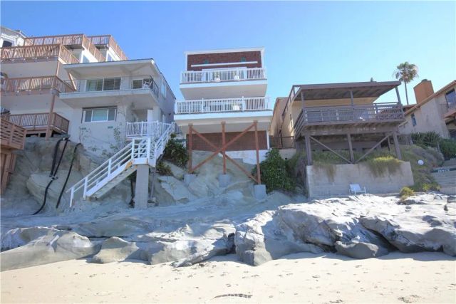 1061 Gaviota, Laguna Beach, CA 92651