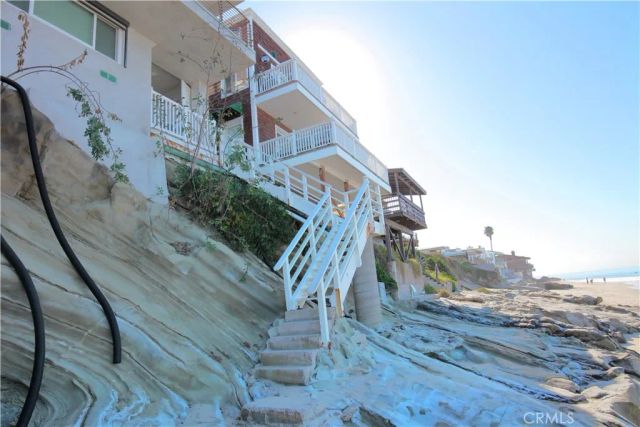 1061 Gaviota, Laguna Beach, CA 92651