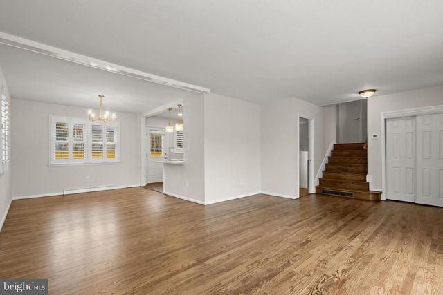 132 WARWICK DR, Lutherville Timonium, MD 21093