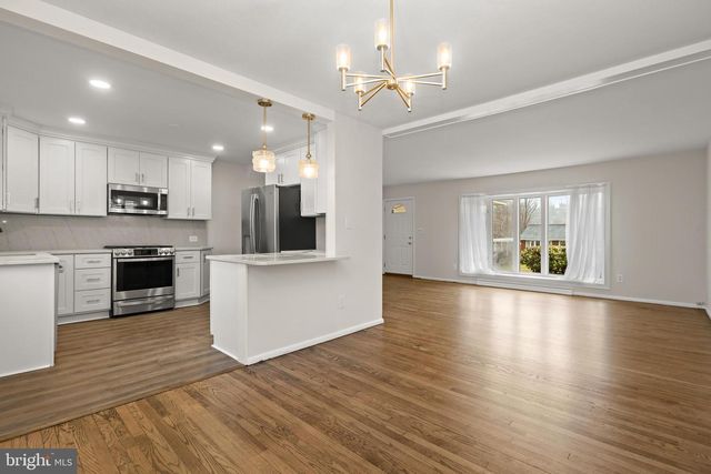 132 WARWICK DR, Lutherville Timonium, MD 21093