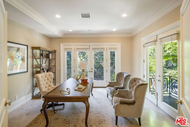 1350 Benedict Canyon Drive, Beverly Hills, CA 90210