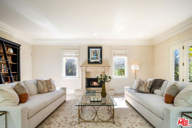 1350 Benedict Canyon Drive, Beverly Hills, CA 90210