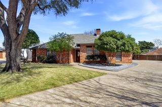 1414 Sandpiper Street, Grapevine, TX 76051