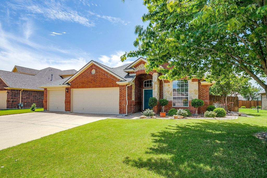 2218 Lorrie Lane, Weatherford, TX 76087