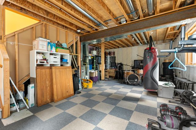 2418 5th Street SW, Rochester, MN 55902