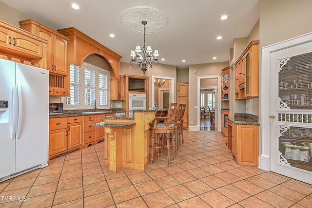 408 Fairway Estates Drive, Blountville, TN 37617