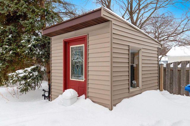 735 MORNING GLORY LANE, De Pere, WI 54115