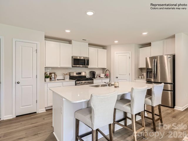 483 Sand Dunes Drive, Kannapolis, NC 28081
