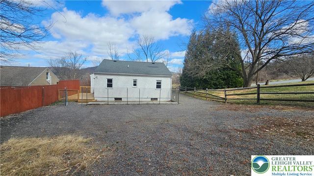 2234 Silver Creek Road, Lower Saucon Twp, PA 18055