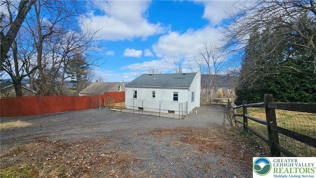 2234 Silver Creek Road, Lower Saucon Twp, PA 18055