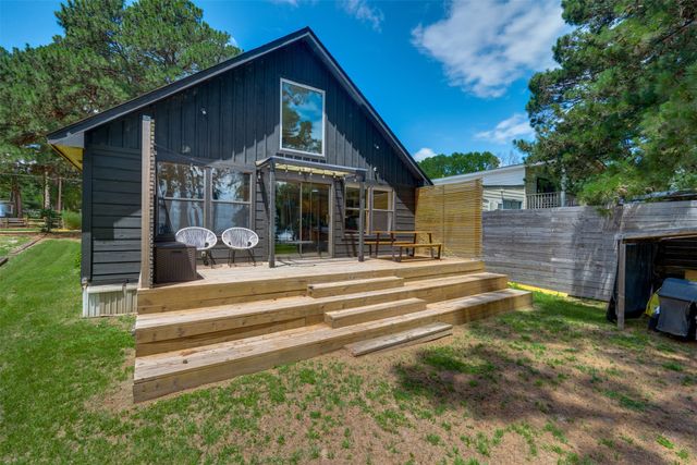 4737 Sunrise Drive, Chandler, TX 75758