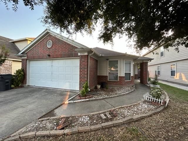 15719 Wisteria Hill Street, Houston, TX 77073