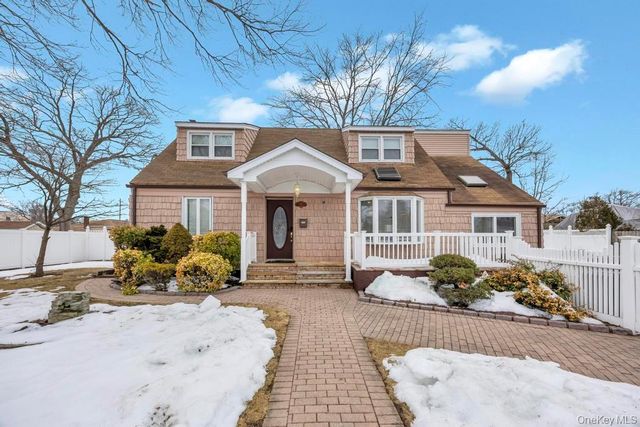 361 S 16th Street, Lindenhurst, NY 11757