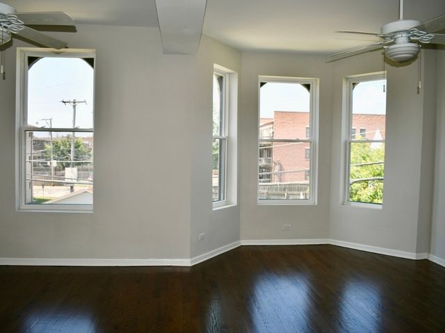 867 E Pershing Road 2, Chicago, IL 60653