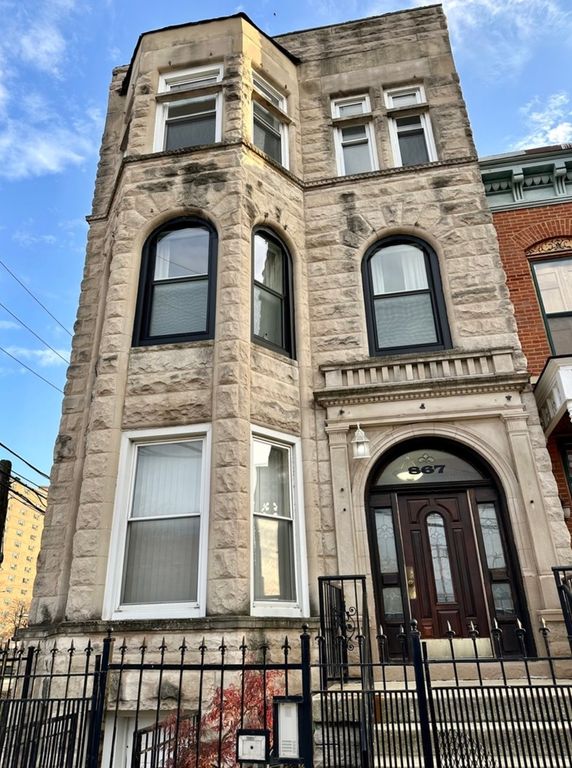 867 E Pershing Road 2, Chicago, IL 60653