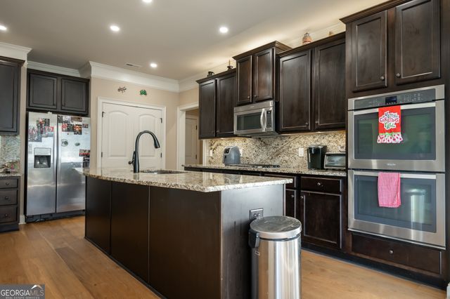 2893 Whitlow Ridge Drive, Bishop, GA 30621