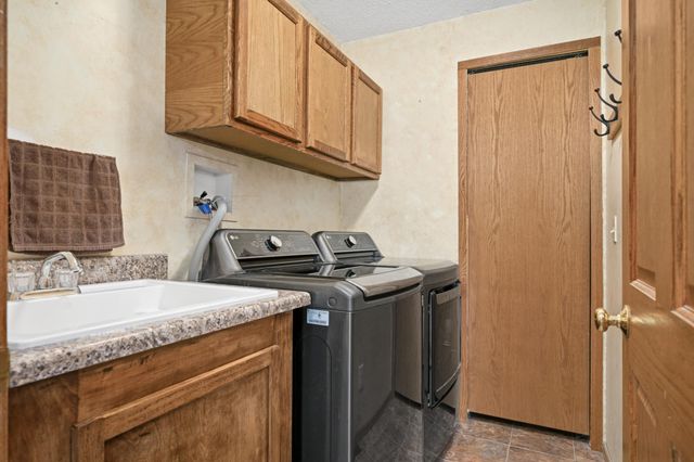16645 Flagstaff Avenue W, Rosemount, MN 55068